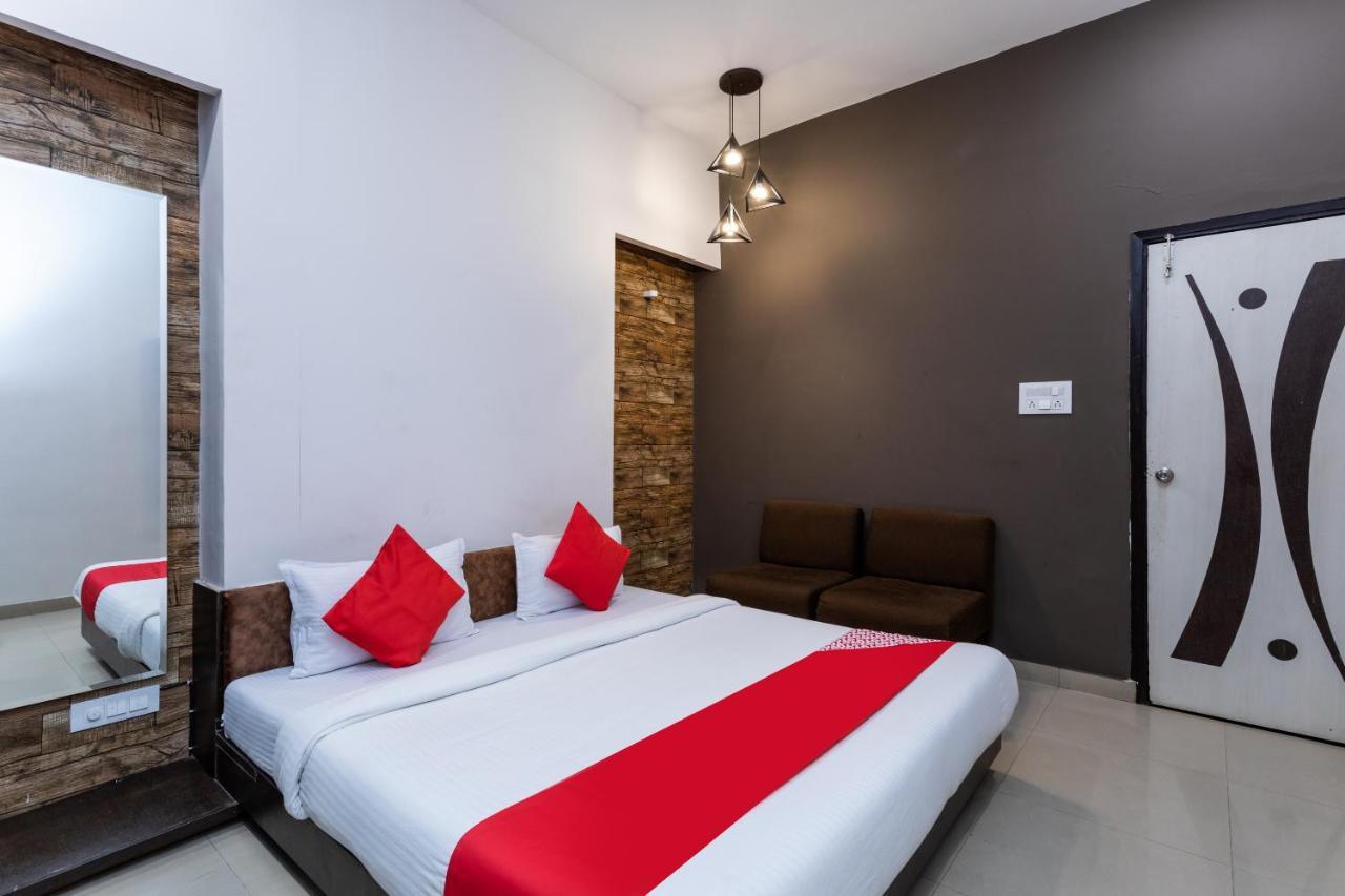Oyo 75956 Hotel Grand Rourkela Esterno foto