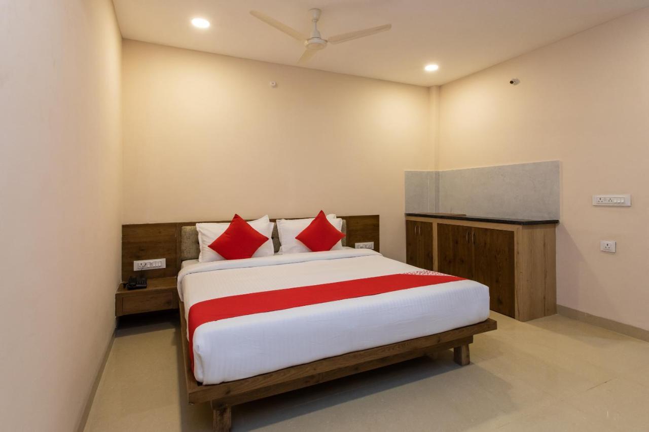 Oyo 75956 Hotel Grand Rourkela Esterno foto